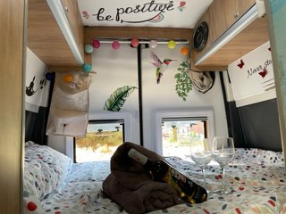 FURGONETA CAMPERIZADA  CON CAMBIO HECHO A VIVIENDA