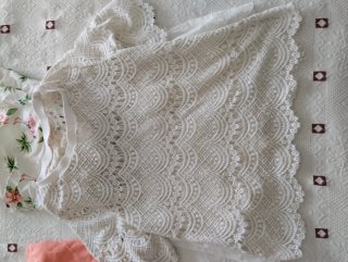 Lote Ropa Talla M (Naranja y Blanco)