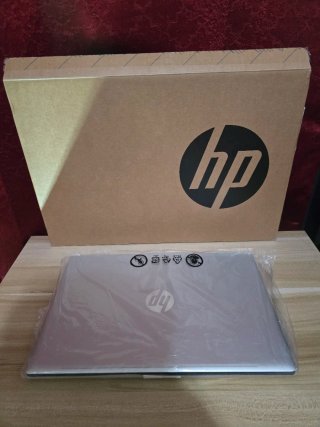 Portátil HP ProBook 445 G10 NUEVO