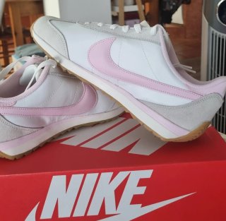 Zapatillas Nike Mujer Rosas y Blancas