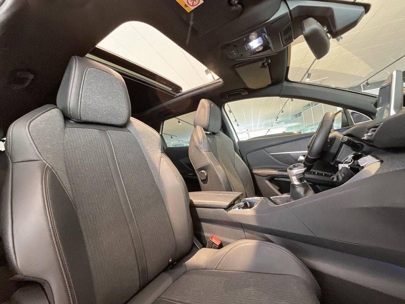 Peugeot 3008 2018, foto 21