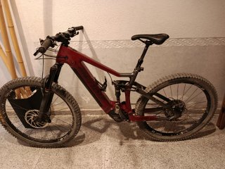 Bicicleta Eléctrica MTB Roja