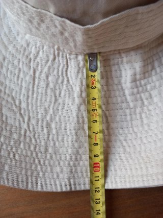 Sombrero Uterque beige ala ancha