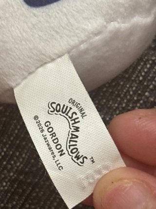 Peluche Squishmallows Gordon Tiburón McDonald's