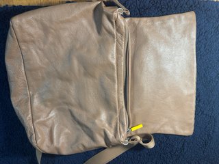 Bolso Hombro Cuero Marrón Mandarina Duck