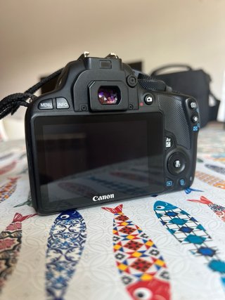 Canon EOS 100D Kit Negro