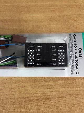Adaptador ISO Phonocar 04131 para Autorradio