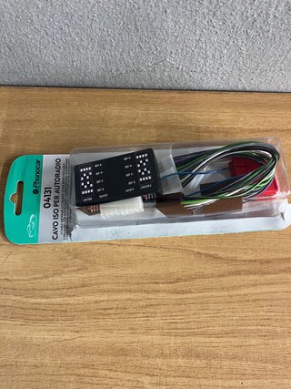 Adaptador ISO Phonocar 04131 para Autorradio