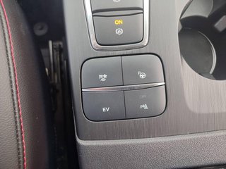 Ford Kuga 2.5 Duratec PHEV 165kW Auto