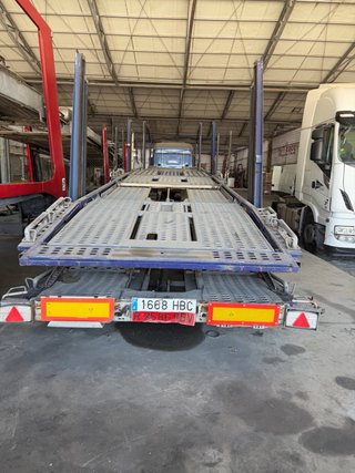 Portacoches Scania G440 Gente con ofertas serias
