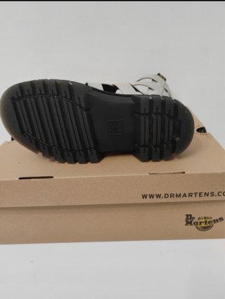 Dr. Martens 41