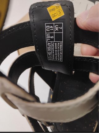 Dr. Martens 41