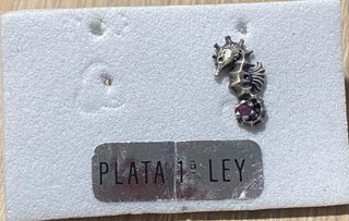 Pendiente Plata Caballito de Mar con CirconitaRosa