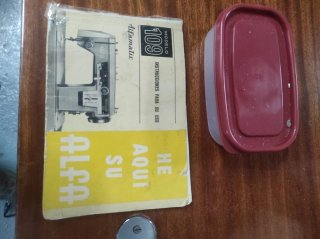 Máquina de coser Alfa Alfamatic 109
