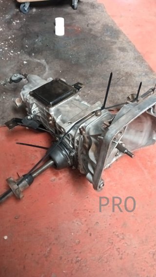 Caja de cambios Seat 600