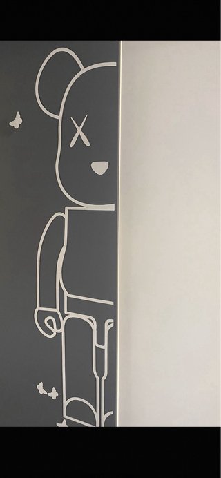 Decorazioni murali Kaws Bearbrick stilizzate