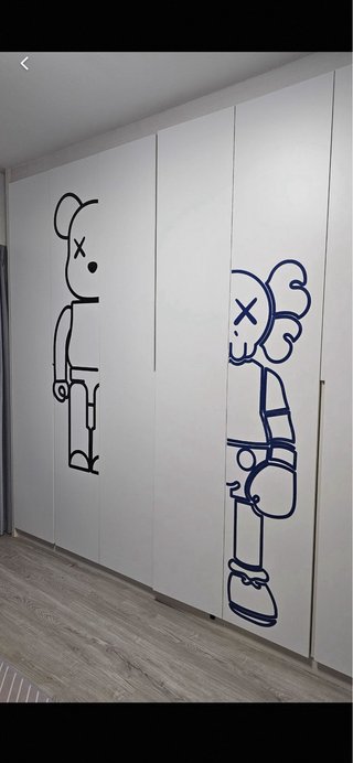 Decorazioni murali Kaws Bearbrick stilizzate