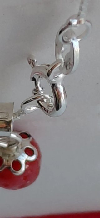 Collana con ciondolo fragola corallo