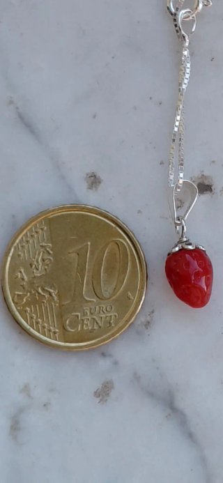 Collana con ciondolo fragola corallo