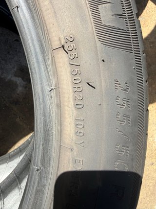 Neumático Toyo 225/55/19,255/50/20 michelin 35unid