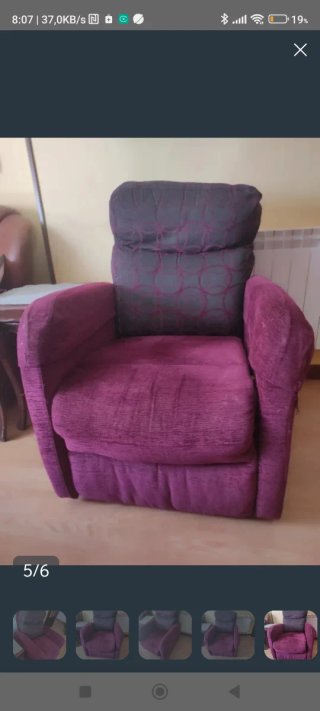 Sillón cómodo tela morado y negro
