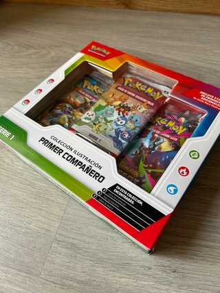 Pokemon Colección Ilustración Primer Compañero Ser