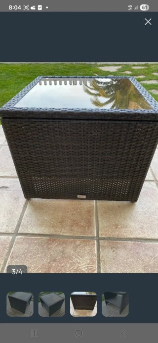 Mesa de terraza o jardín ratán y cristal