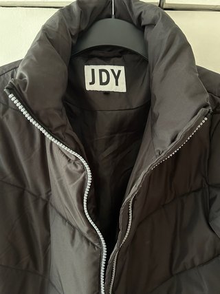 Abrigo acolchado JDY negro