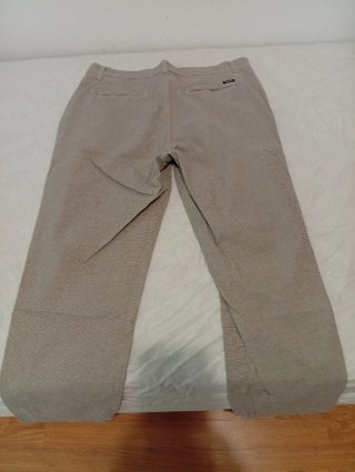 Pantalón largo de verano beige