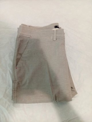 Pantalón largo de verano beige