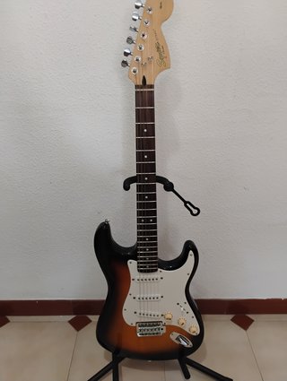Fender Squier Affinity Stratocaster Sunburst