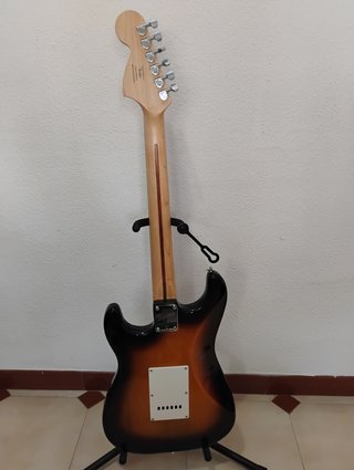 Fender Squier Affinity Stratocaster Sunburst