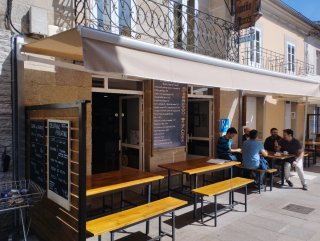 Toldo de tela impermeable beige