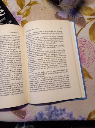 Libros John le Carré: La Casa Rusia y El Traidor.