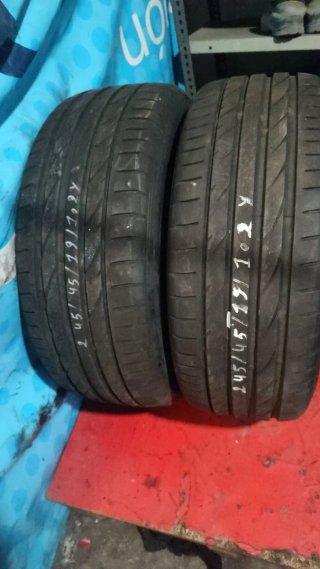 Neumáticos 245/45 R19