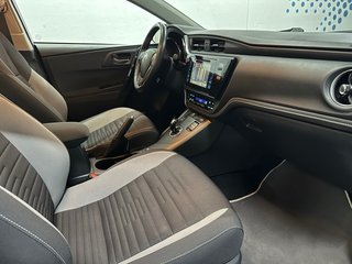 Toyota Auris Hybrid, año 2019
