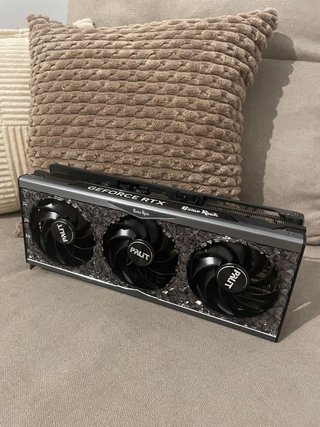 Nvidia Tesla V100 16GB (Mod RTX 4090) Speciale IA