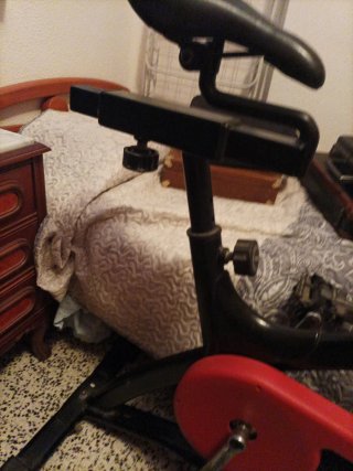 Bicicleta Estática Roja
