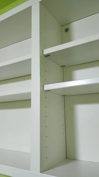 ESTANTERÍA BLANCA BALDAS REGULABLES