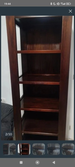 ESTANTERÍA +MESA +4 SILLAS