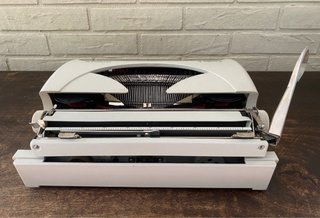 Olympia Traveller C Macchina Scrivere