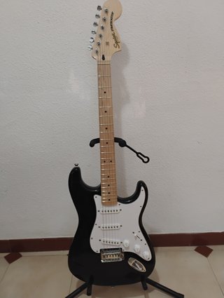 Fender  Stratocaster Squier Affinity Blacky