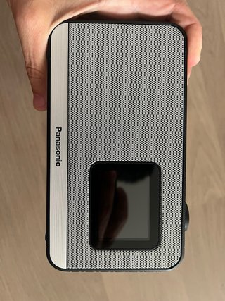 Radio FM Panasonic Plata y Negro
