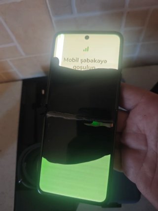 Motorola RAZR 50 ultra nero - display rotto