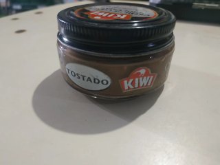 Bote Crema para Calzado marca:Kiwi color:Tostado