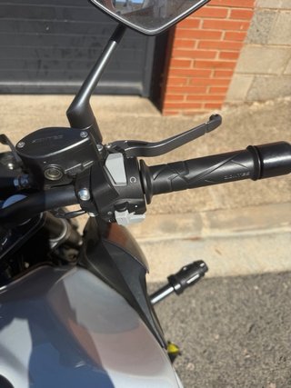 Zontes Z2 Naked 125cc Negro-Plata