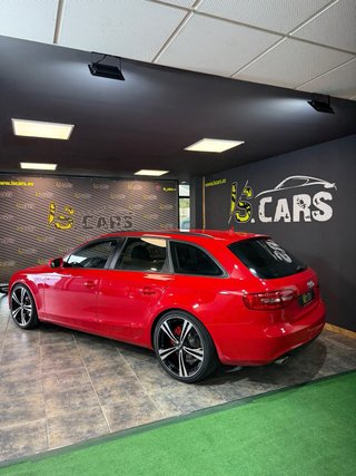 Audi A4 AVANT 3.0 V6 ((IMPECABLE)
