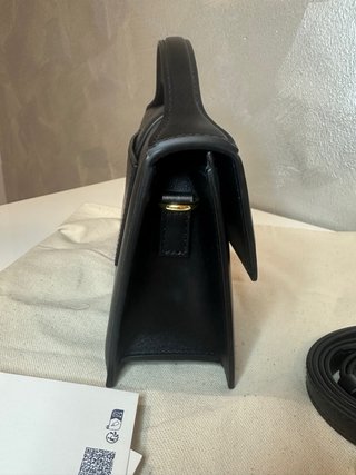 Borsa Jacquemus le grand Bambino