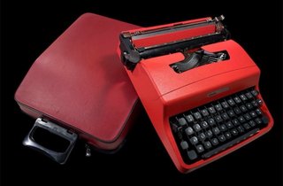 Olivetti Lettera 62 Macchina da Scrivere Rossa