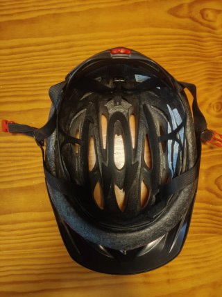 Casco Bell Niño Rojo y Negro